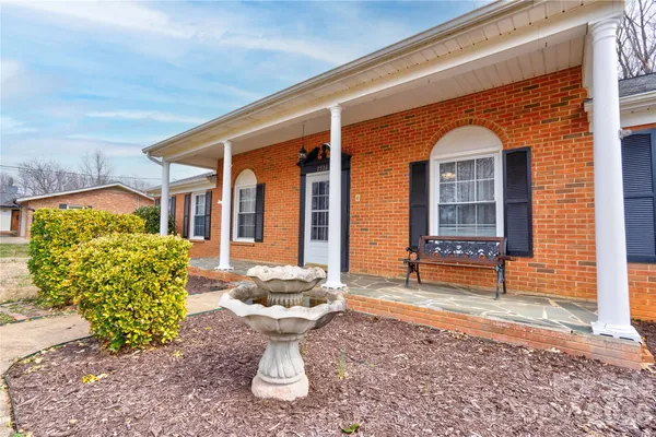 $325,000 | 1516 Marlwood Drive, Shelby, NC 28150