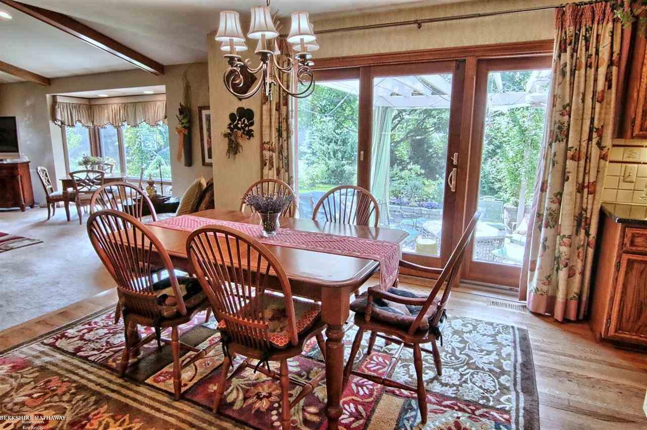 1749 Old Homestead Drive Rochester Hills, MI 48306 - Photo 22 of 43