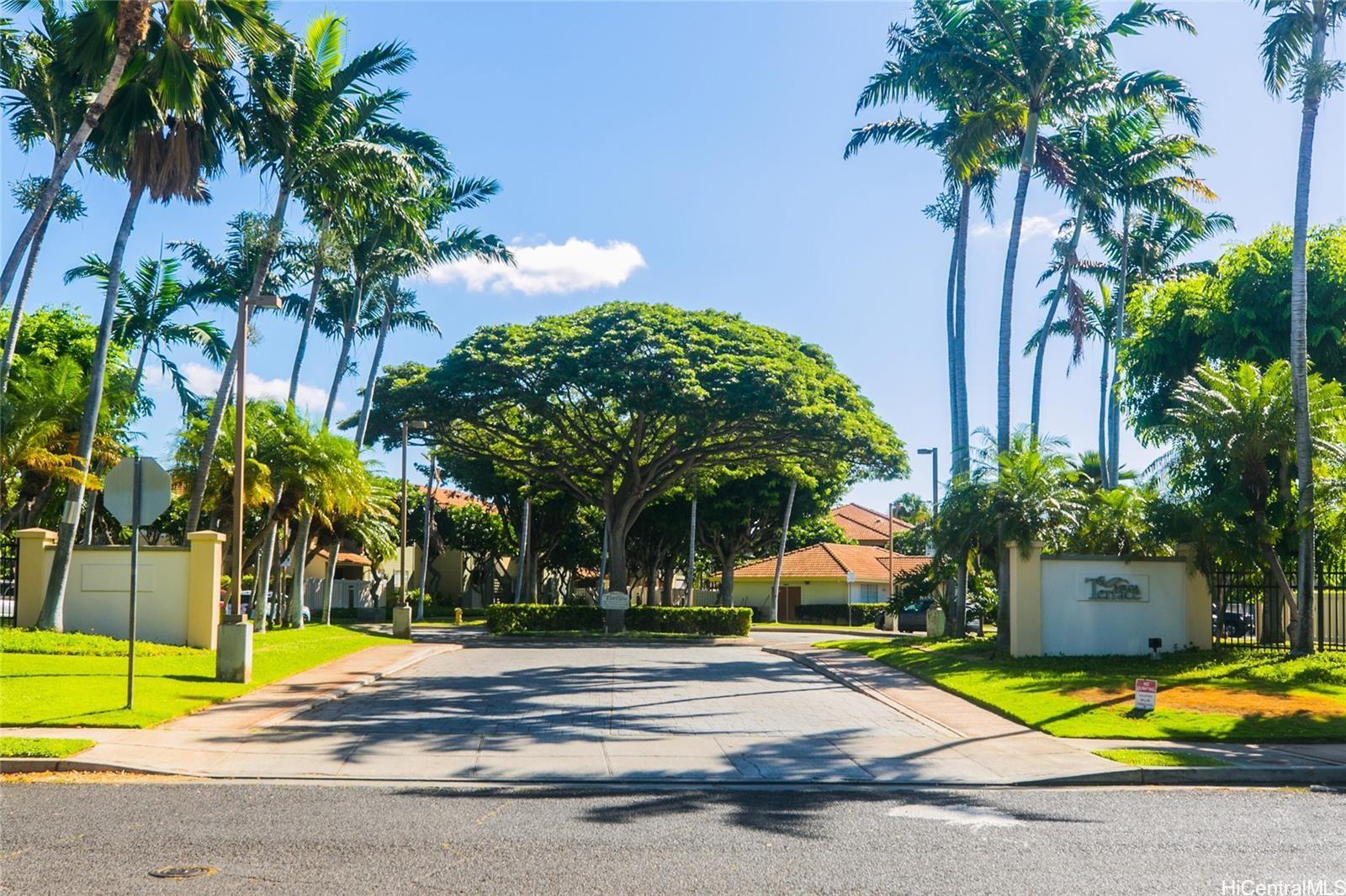 91-1101 Namahoe Street, Unit 3H Kapolei, HI 96707 - Photo 24 of 25 a view of street with palm trees