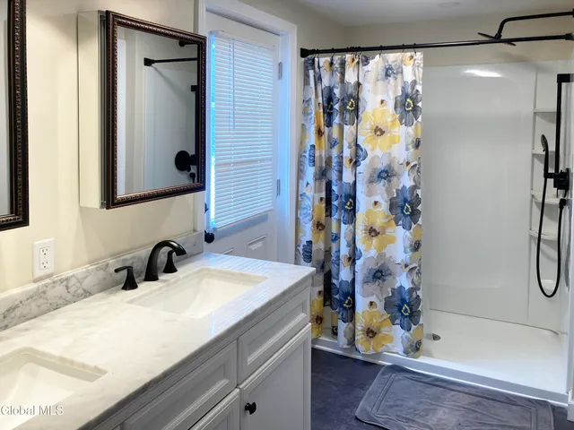 $2,300 | 157 Louden Road, Saratoga Springs, NY 12866