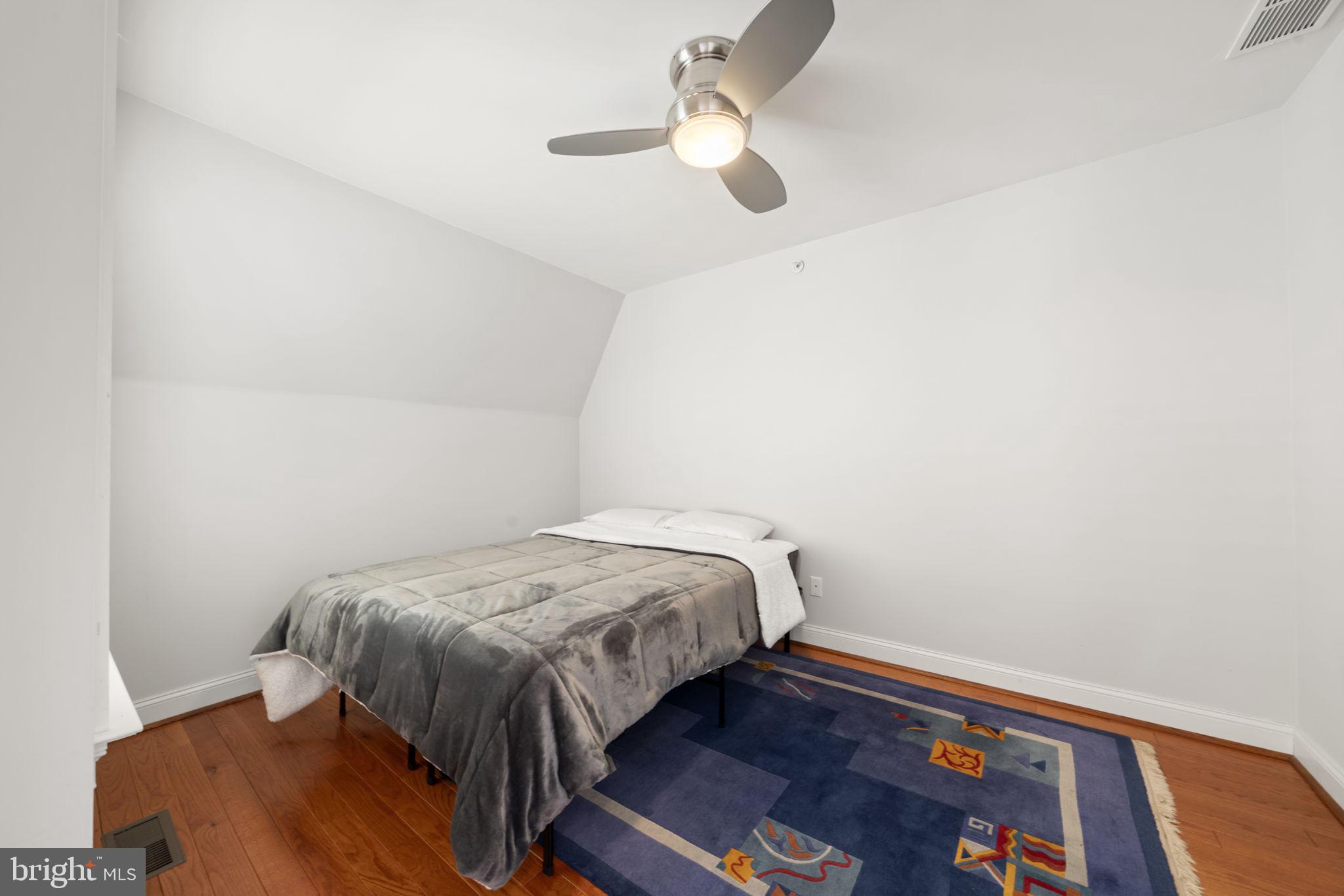 220 Gaskill Street Philadelphia, PA 19147 - Photo 53 of 60 Cozy retreat with modern charm.