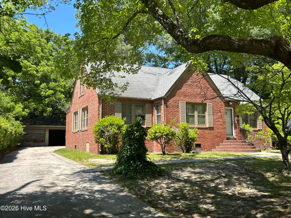$222,500 | 406 Rountree Street West, Wilson, NC 27893
