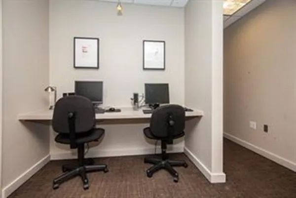 $5,100 | 10 Museum Way, Unit 1824, Cambridge, MA 02141