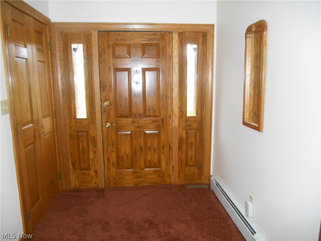 800 Bell Road Wooster, OH 44691 - Photo 14 of 33 Foyer for main door entrance!