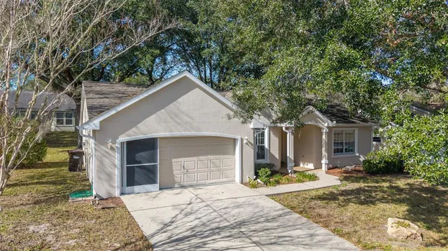 $215,000 | 11601 Southwest 77th Circle, Ocala, FL 34476