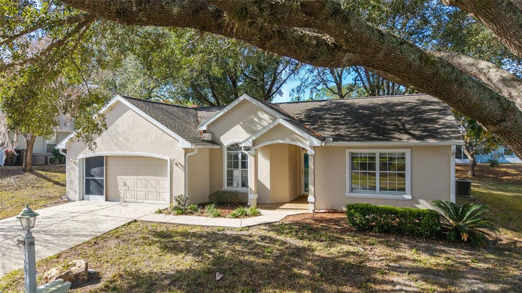 11601 Southwest 77th Circle Ocala, FL 34476 - Photo 3 of 55
