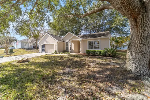 $215,000 | 11601 Southwest 77th Circle, Ocala, FL 34476