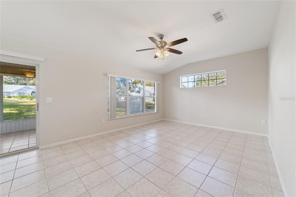 11601 Southwest 77th Circle Ocala, FL 34476 - Photo 10 of 55