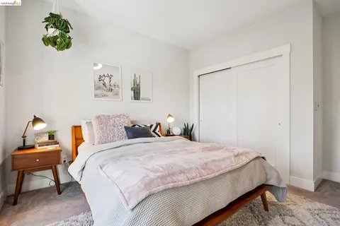 $475,000 | 574 48th Street, Unit 203, Oakland, CA 94609
