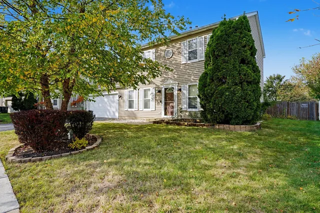 $379,900 | 1410 Misthaven Lane, Elgin, IL 60123