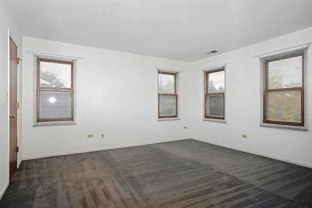 $379,900 | 1410 Misthaven Lane, Elgin, IL 60123