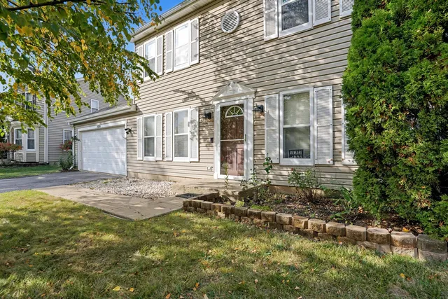 $379,900 | 1410 Misthaven Lane, Elgin, IL 60123