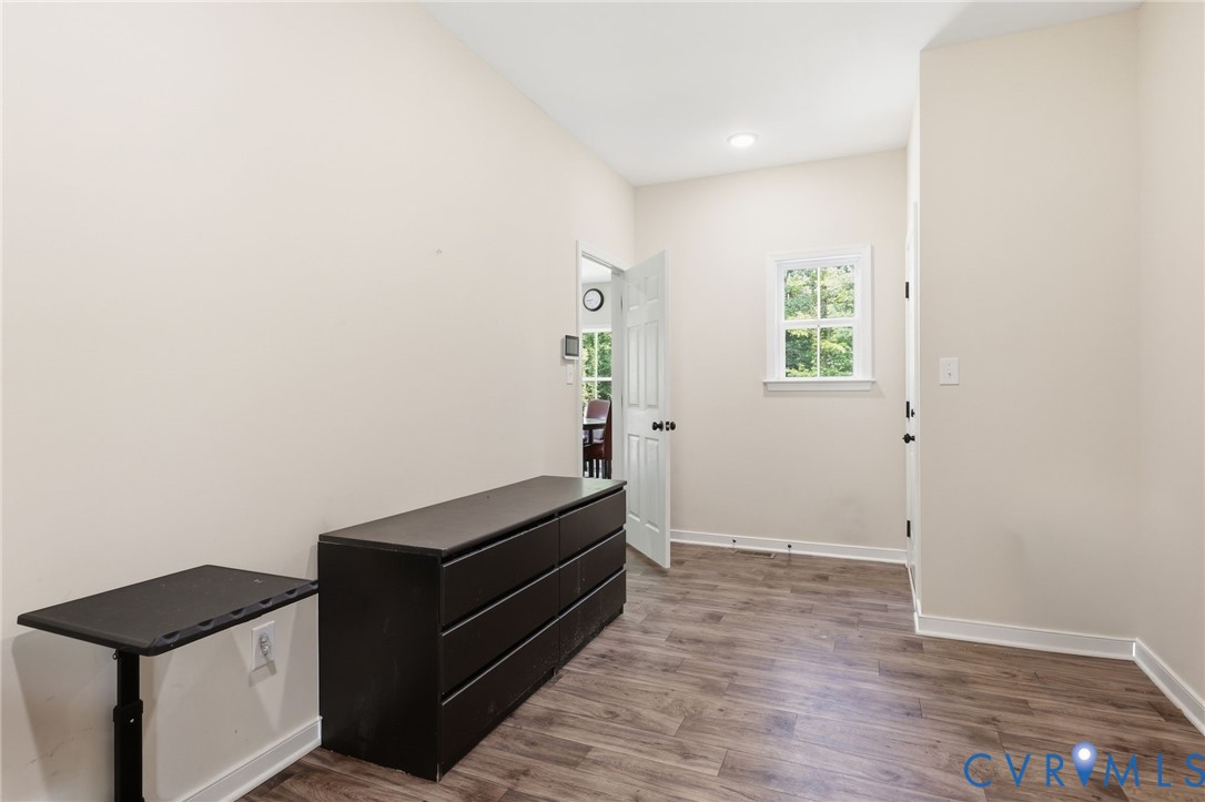 13020 Elmont Road Ashland, VA 23005 - Photo 25 of 56 HUGE mudroom with front porch and garage access.