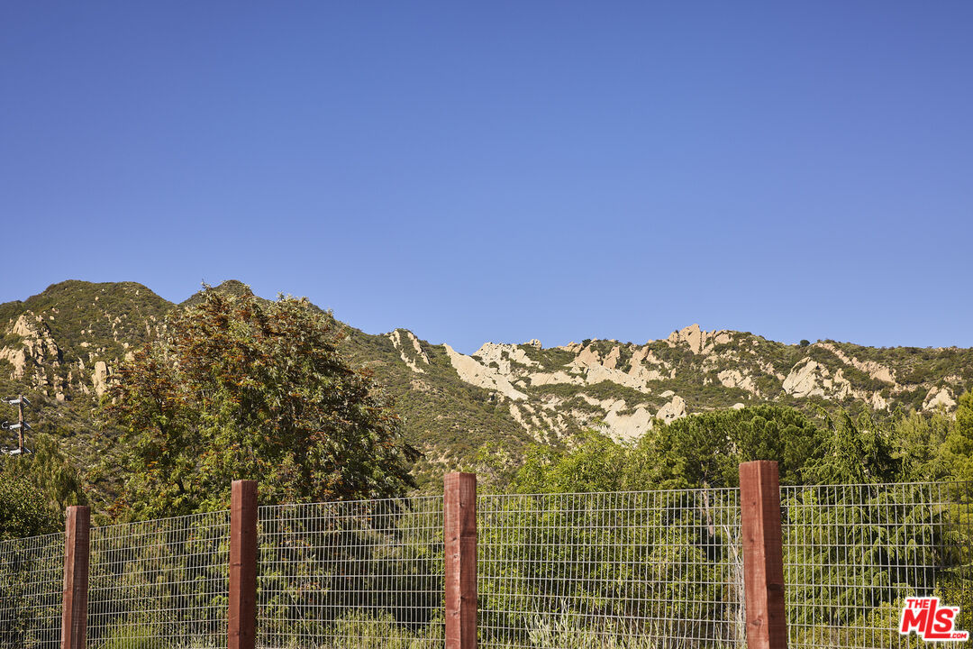 2266 Cold Canyon Road Calabasas, CA 91302 - Photo 29 of 36