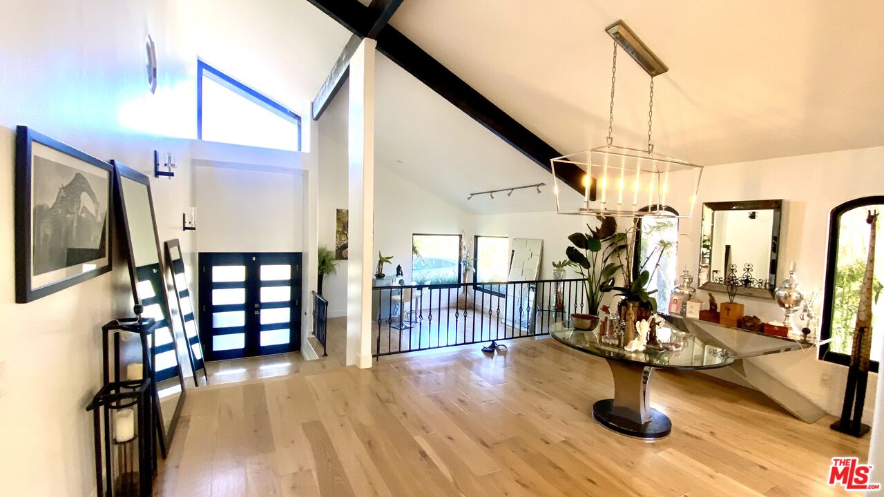 2266 Cold Canyon Road Calabasas, CA 91302 - Photo 7 of 36