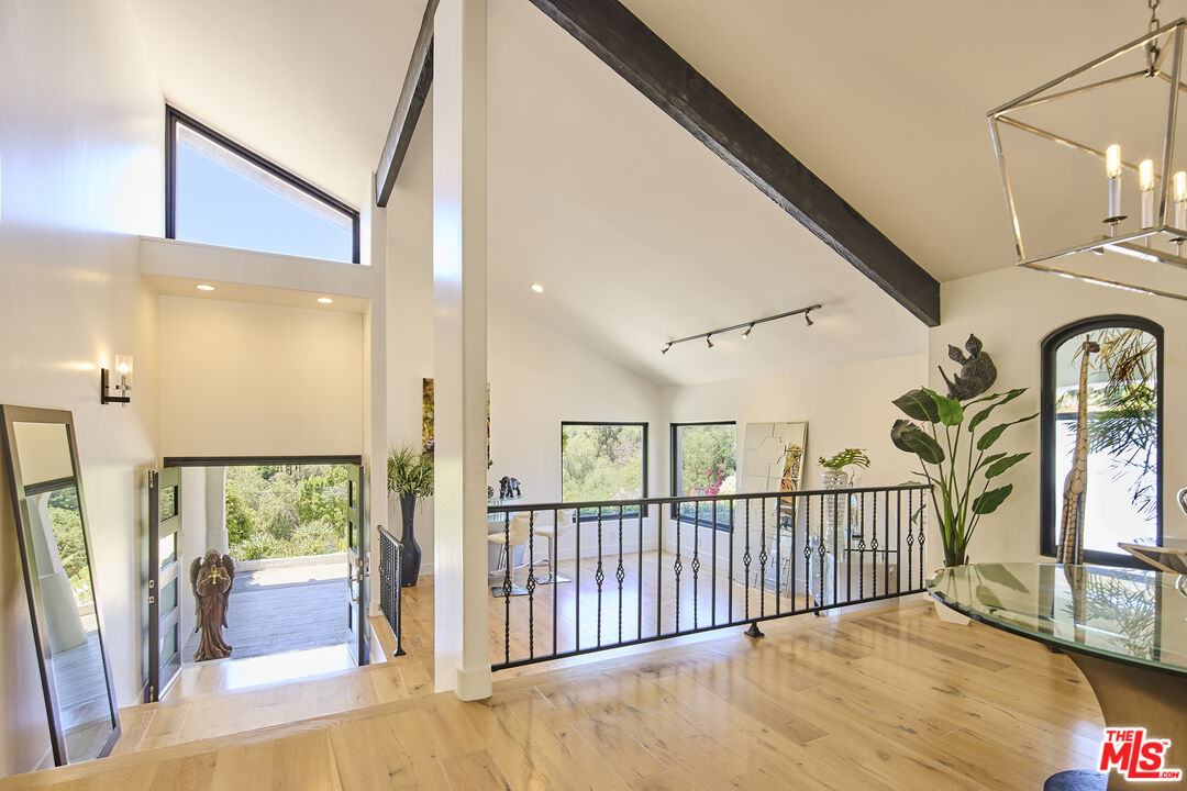 2266 Cold Canyon Road Calabasas, CA 91302 - Photo 8 of 36