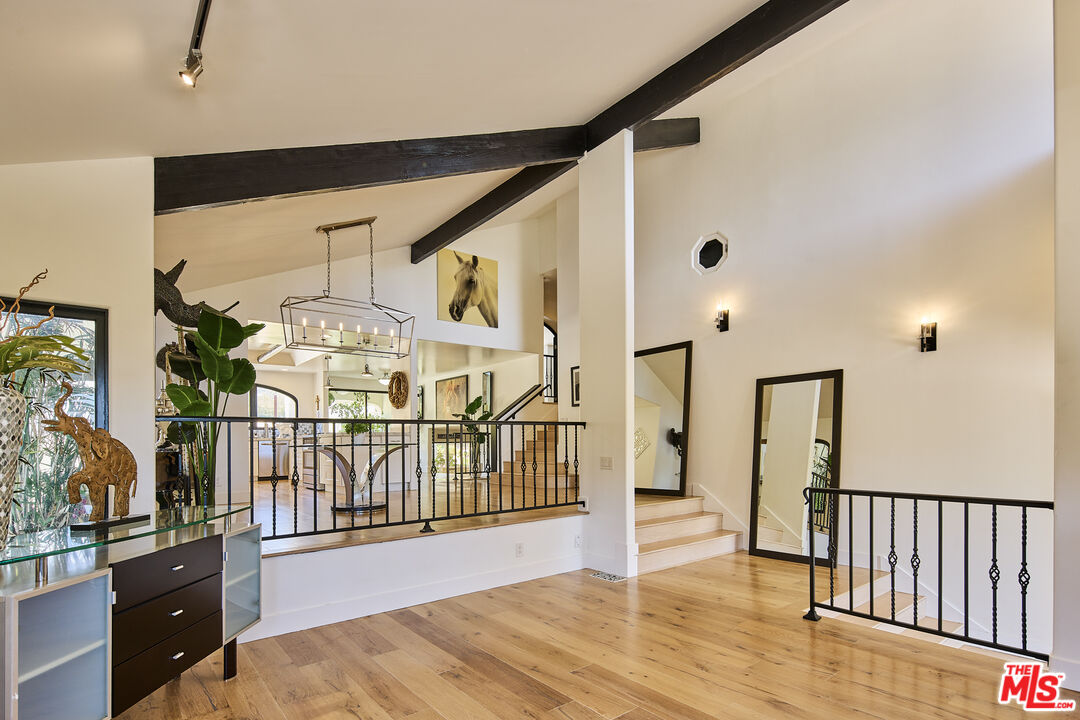 2266 Cold Canyon Road Calabasas, CA 91302 - Photo 10 of 36