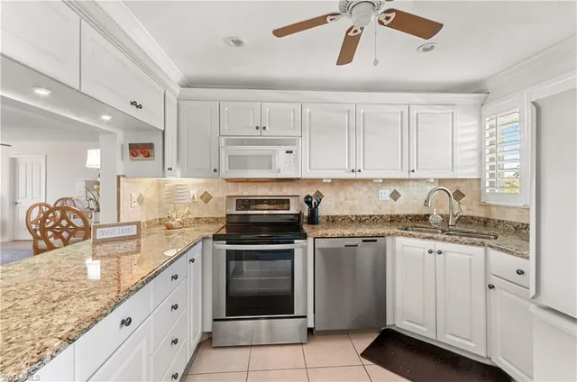 $343,000 | 21 High Point Circle East, Unit 308, Naples, FL 34103