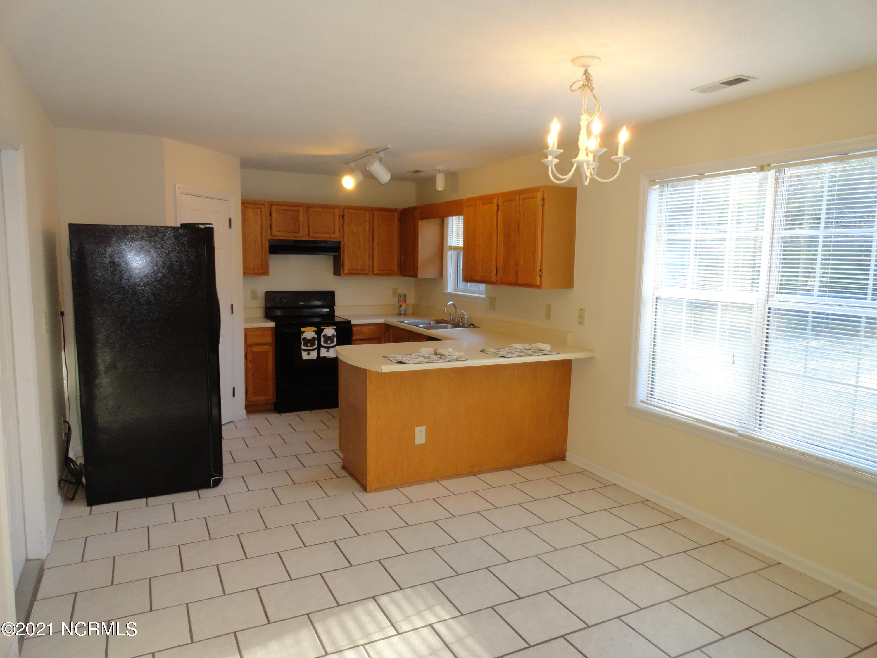 104 Poplar Road Havelock, NC 28532 - Photo 4 of 15 Kitchen View #1