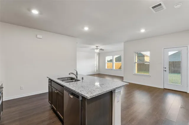 $1,850 | 413 Auburn Forest Drive, Princeton, TX 75407