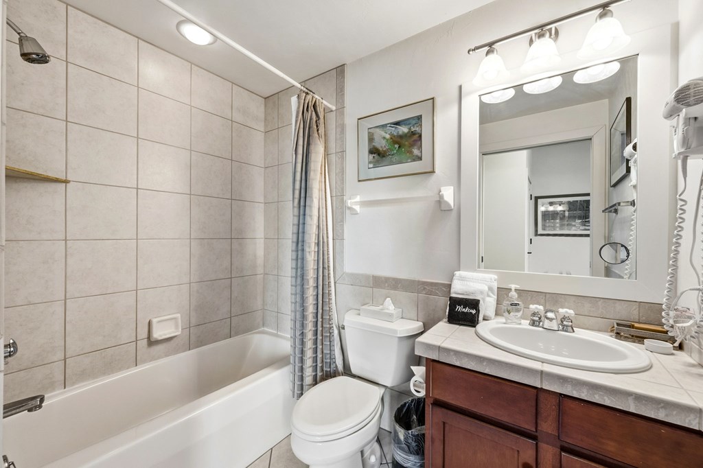 5280 Horseshoe Bay Road, Unit 7 Egg Harbor, WI 54209 - Photo 11 of 33