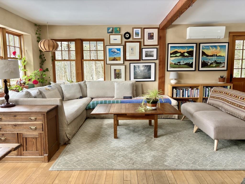 135 Fred Houghton Road Putney, VT 05346 - Photo 4 of 60