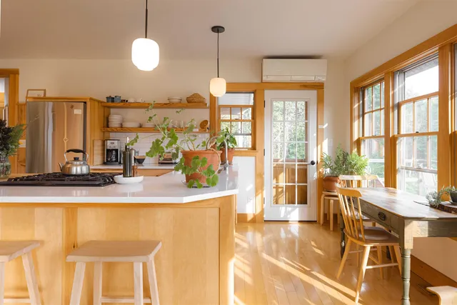 $1,345,000 | 135 Fred Houghton Road, Putney, VT 05346