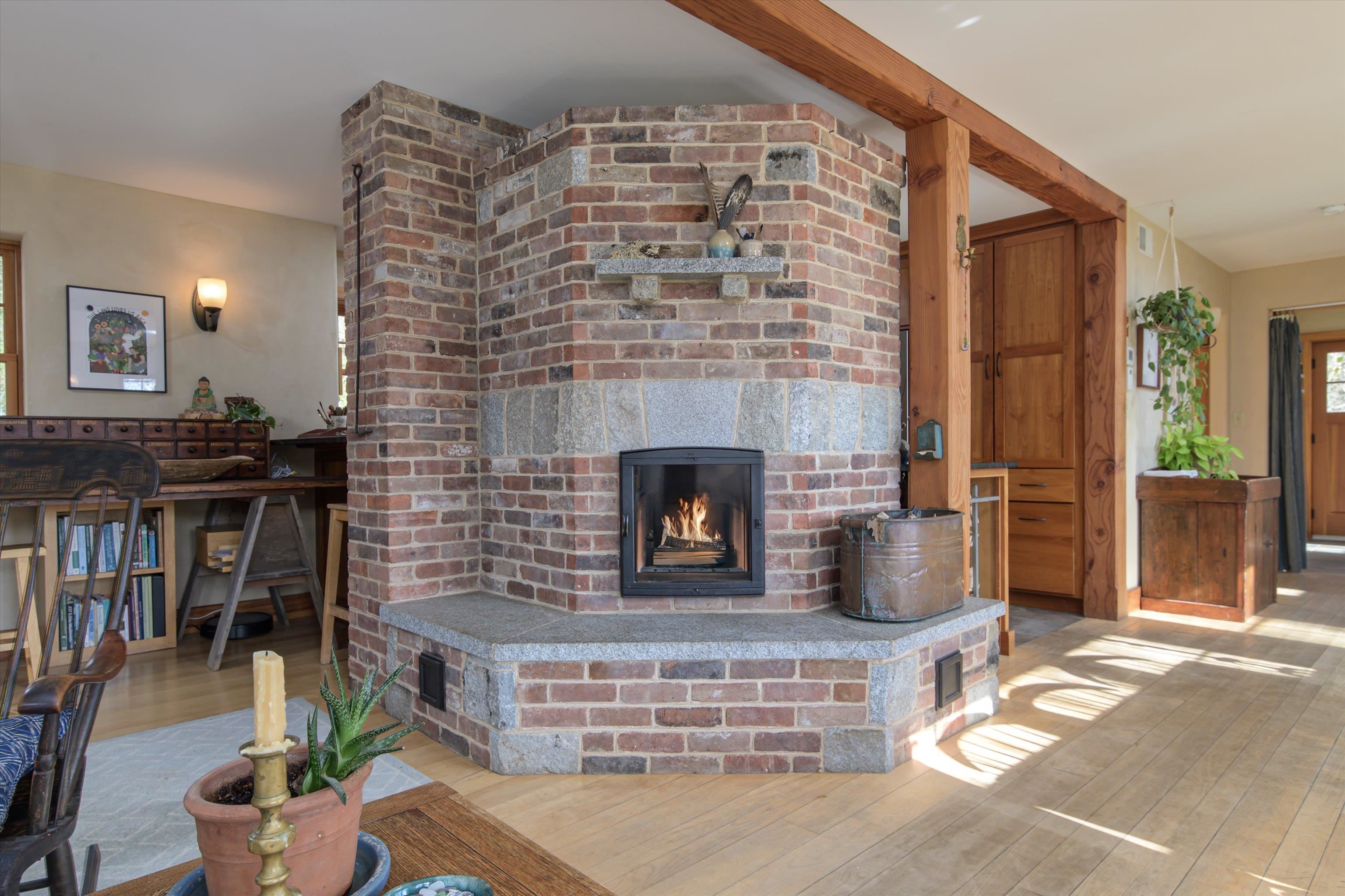 135 Fred Houghton Road Putney, VT 05346 - Photo 7 of 60