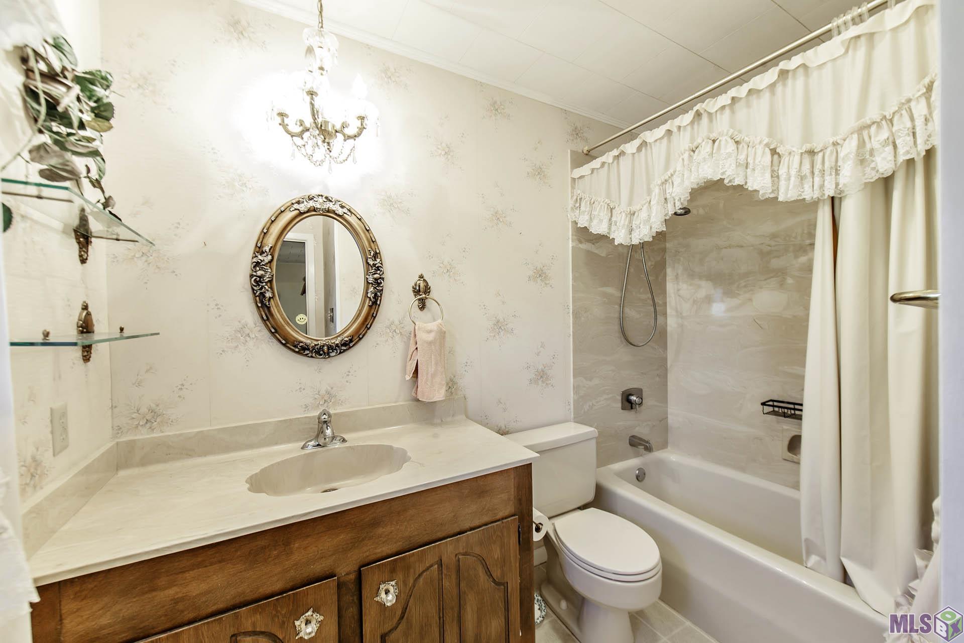 1351 Dr Beatrous Road Theriot, LA 70397 - Photo 13 of 18