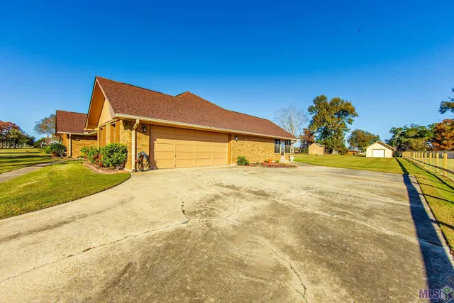 $199,000 | 1351 Dr Beatrous Road, Theriot, LA 70397