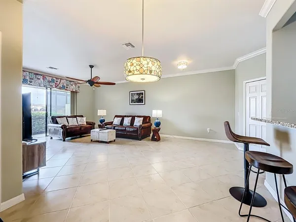 $284,500 | 20149 Lagente Circle, Venice, FL 34293