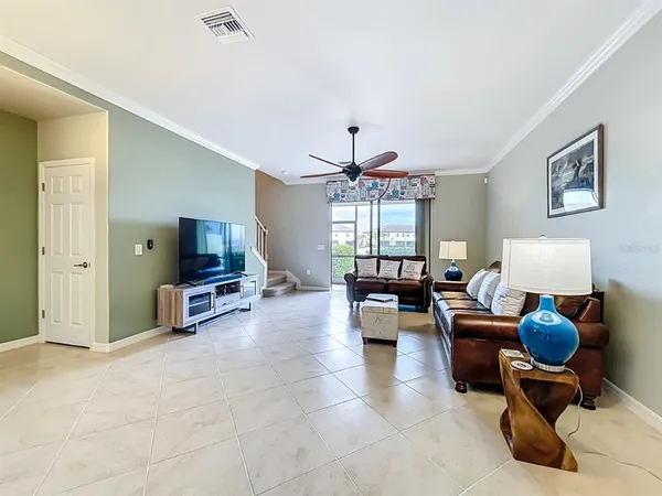 $284,500 | 20149 Lagente Circle, Venice, FL 34293