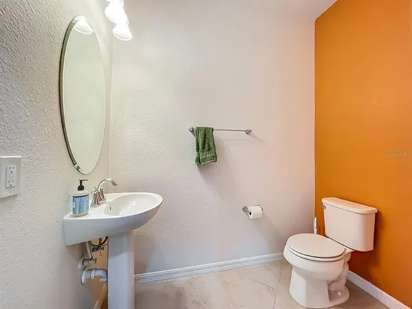$284,500 | 20149 Lagente Circle, Venice, FL 34293