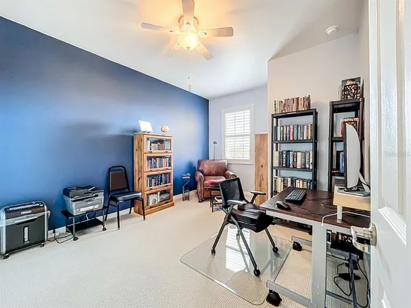 $284,500 | 20149 Lagente Circle, Venice, FL 34293