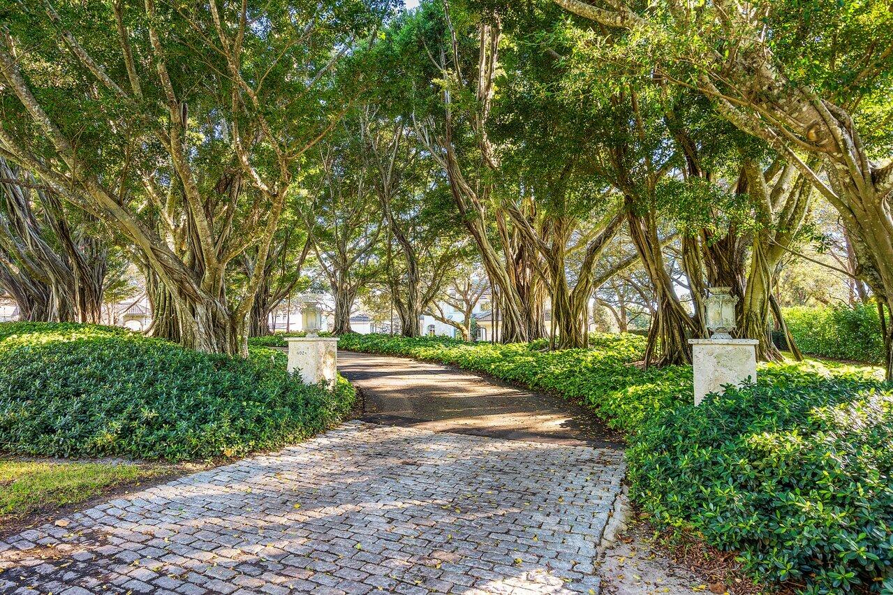 6024 Le Lac Road Boca Raton, FL 33496 - Photo 2 of 37 002-6024LeLacRoad-BocaRaton-FL-33496-SMA