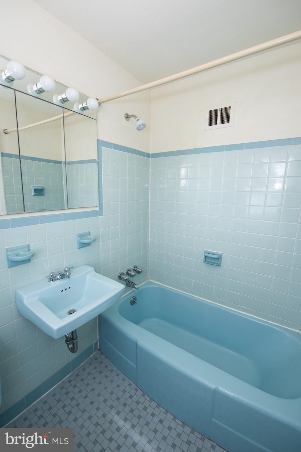 2968 Banner Road Willow Grove, PA 19090 - Photo 12 of 29 Gallery Image 12
