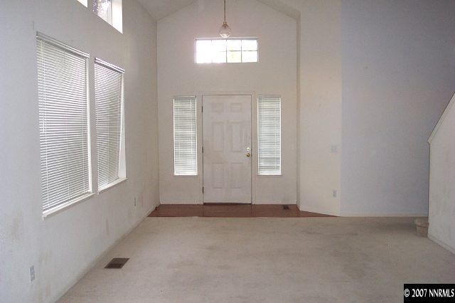 4511 Creekside Circle Reno, NV 89502 - Photo 5 of 8 Photo 5