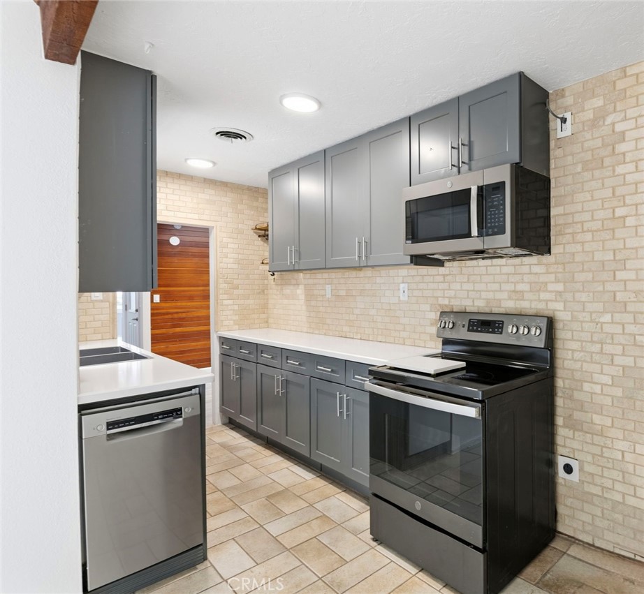 29734 Silverado Canyon Road Silverado, CA 92676 - Photo 3 of 30