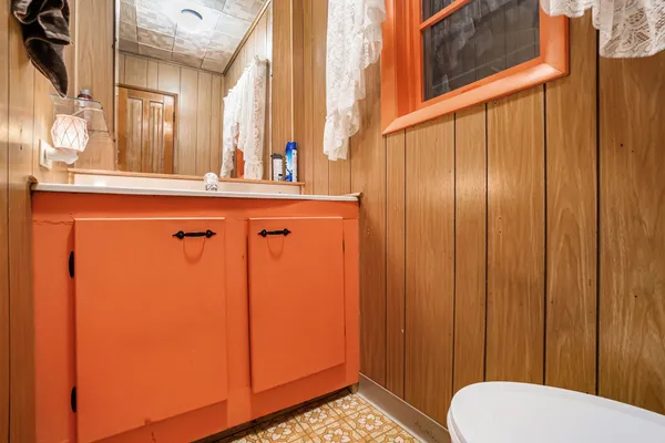 $210,000 | 110 South 2nd Street, Lawrence, MI 49064