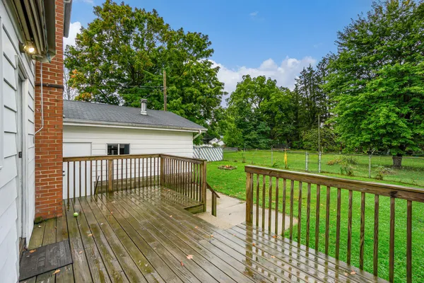 $210,000 | 110 South 2nd Street, Lawrence, MI 49064