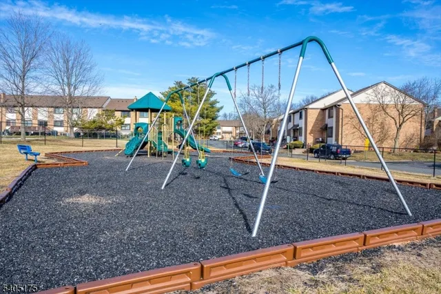 $399,999 | 806 Robin Road, Hillsborough, NJ 08844