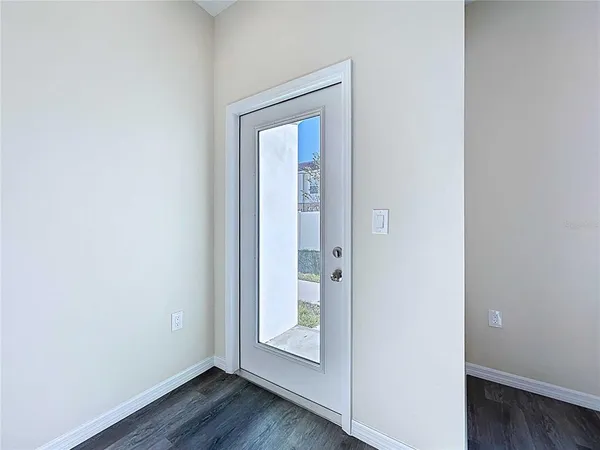 $325,000 | 4370 Cambio Gdns Court, Tampa, FL 33610