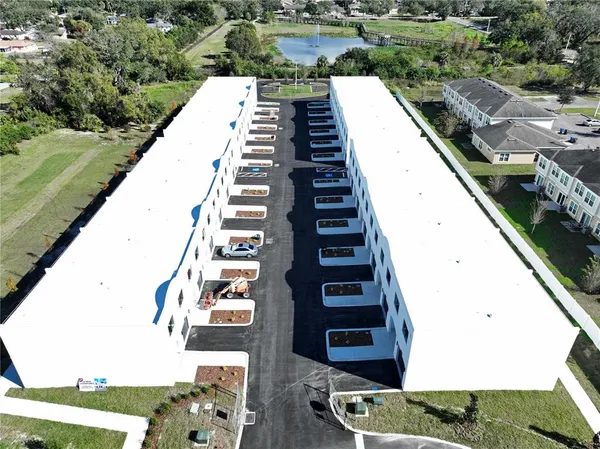 $325,000 | 4370 Cambio Gdns Court, Tampa, FL 33610