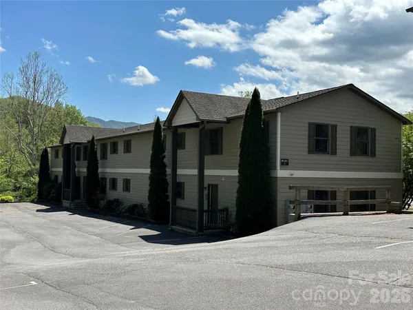 $340,000 | 11014 Highway 80, Unit 2B, Burnsville, NC 28714