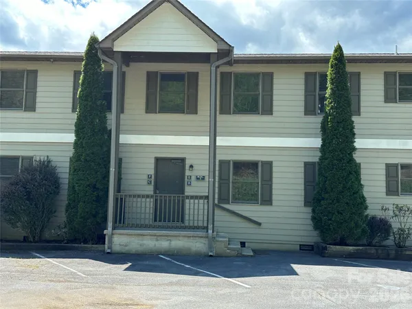 $340,000 | 11014 Highway 80, Unit 2B, Burnsville, NC 28714