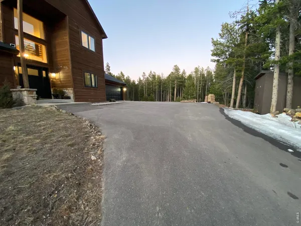 $755,000 | 28 Valley View Lane, Evergreen, CO 80439