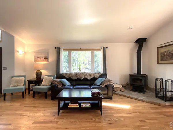 $755,000 | 28 Valley View Lane, Evergreen, CO 80439