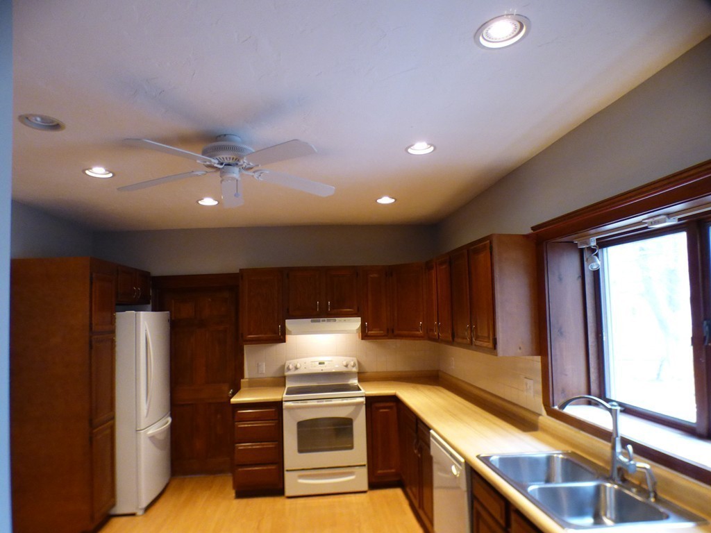15 Bothwell Road Boston, MA 02135 - Photo 17 of 27 Gallery Image 17
