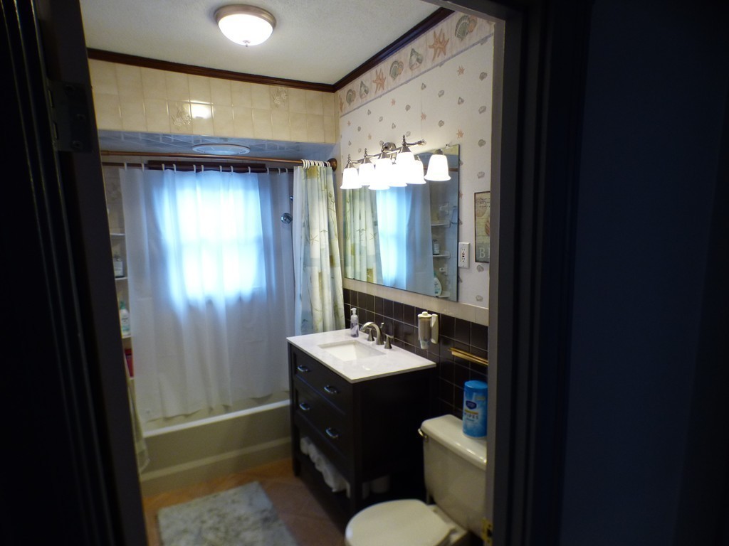 15 Bothwell Road Boston, MA 02135 - Photo 8 of 27 Gallery Image 8
