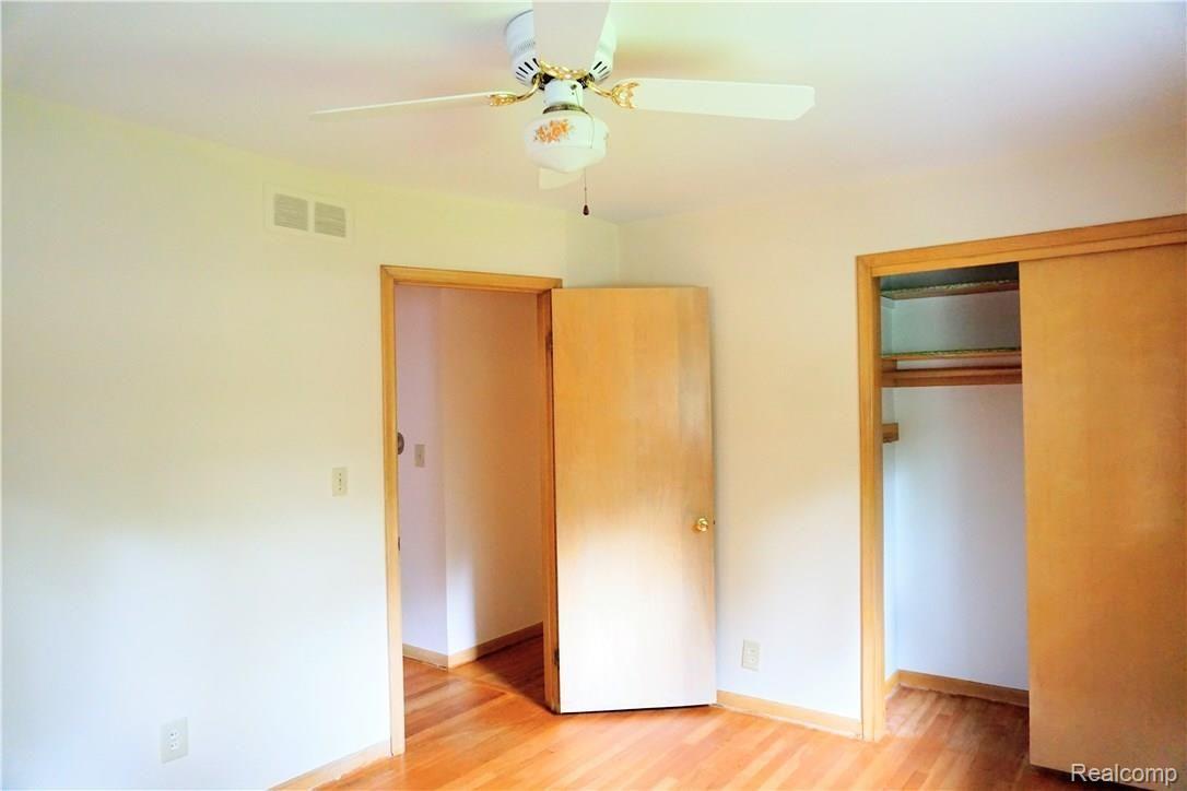 902 Hampton Road Grosse Pointe, MI 48236 - Photo 42 of 47 DSC00314.jpg